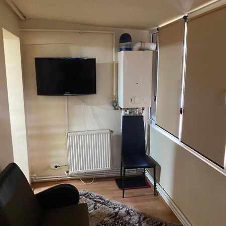 Apartament Regim Hotelier Deva Exterior photo
