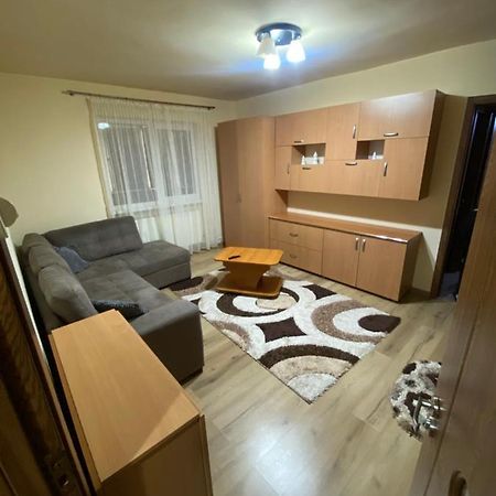 Apartament Regim Hotelier Deva Exterior photo